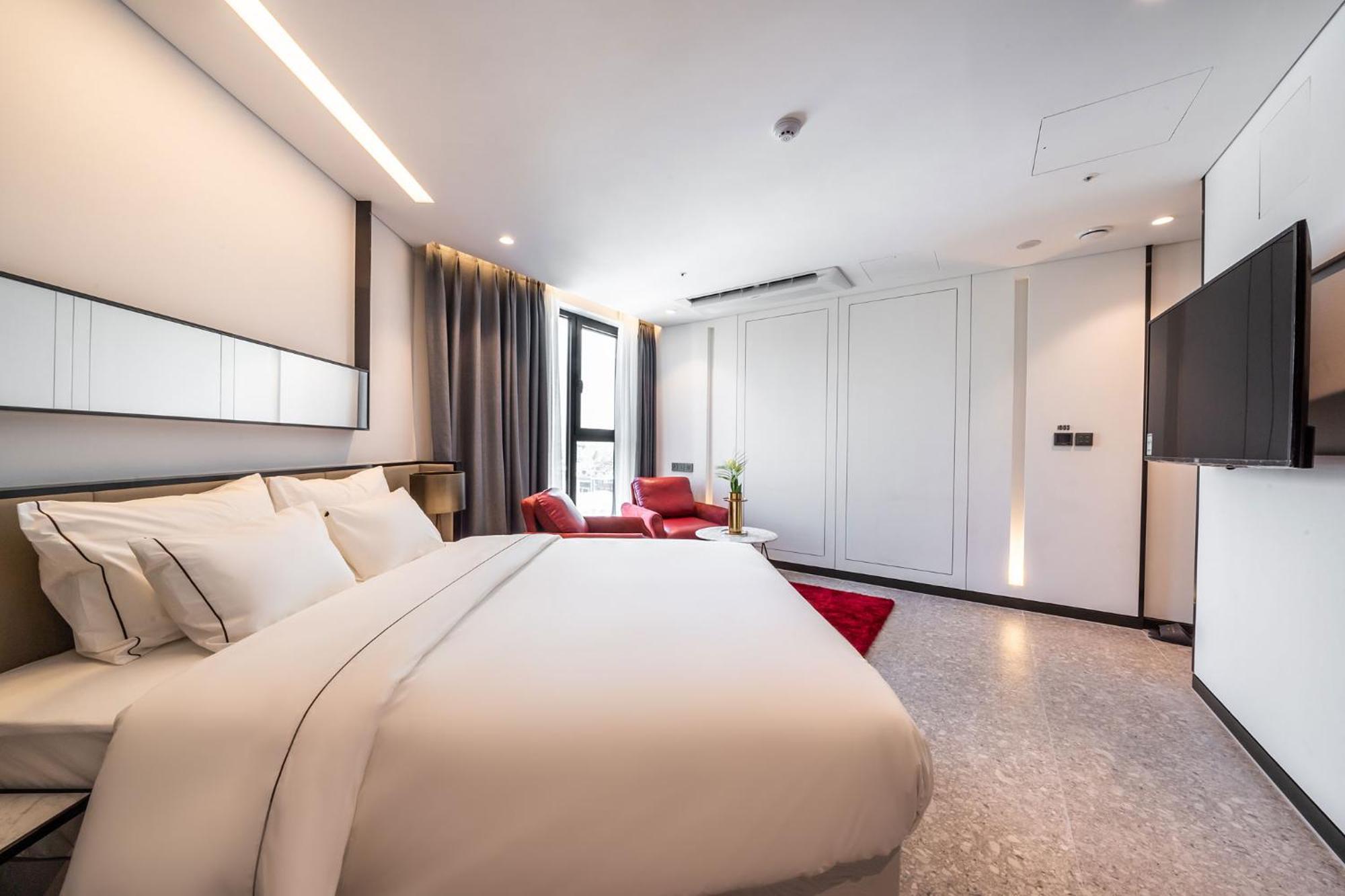 Hotel The Castle Jamsil-Sene Сеул Екстериор снимка